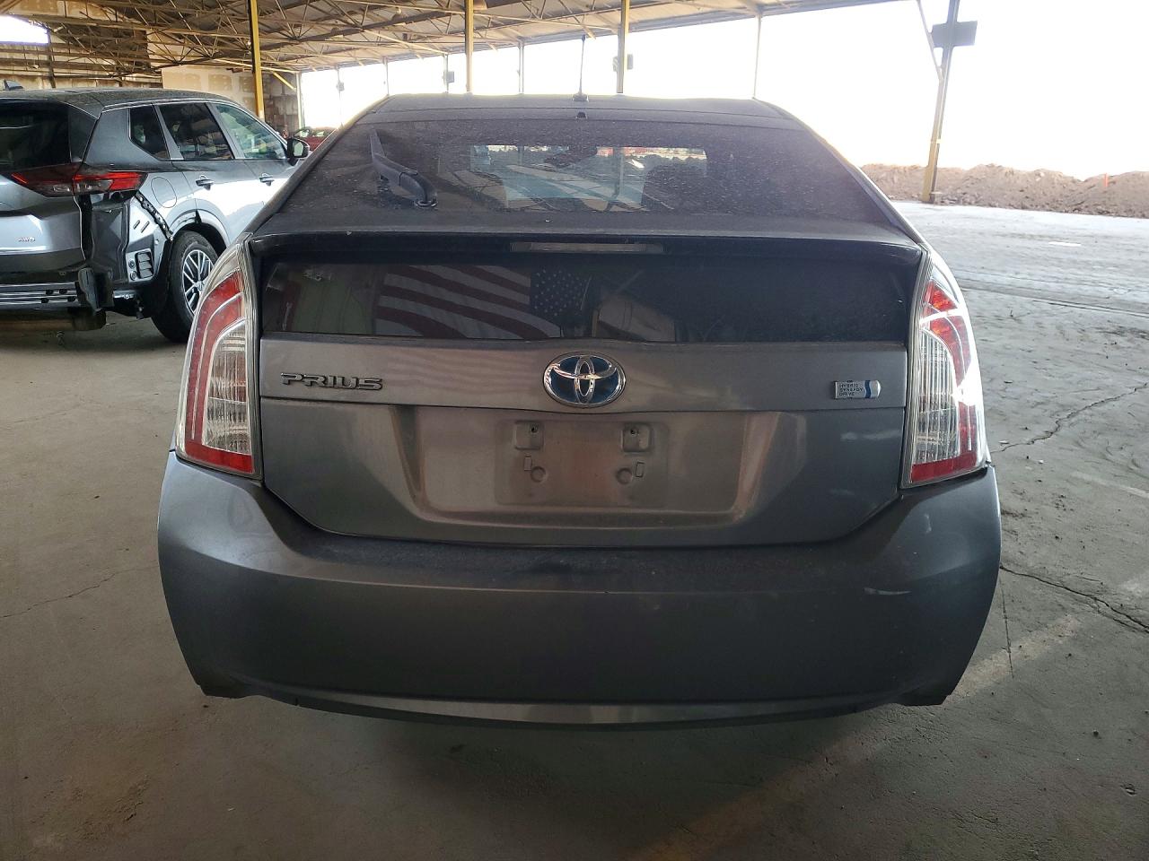 2012 TOYOTA PRIUS TWO photo 6