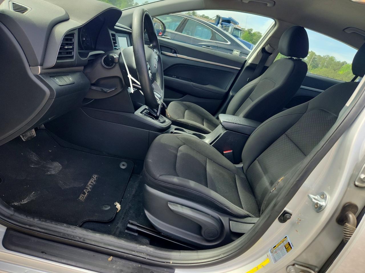 2019 HYUNDAI ELANTRA SE photo 19