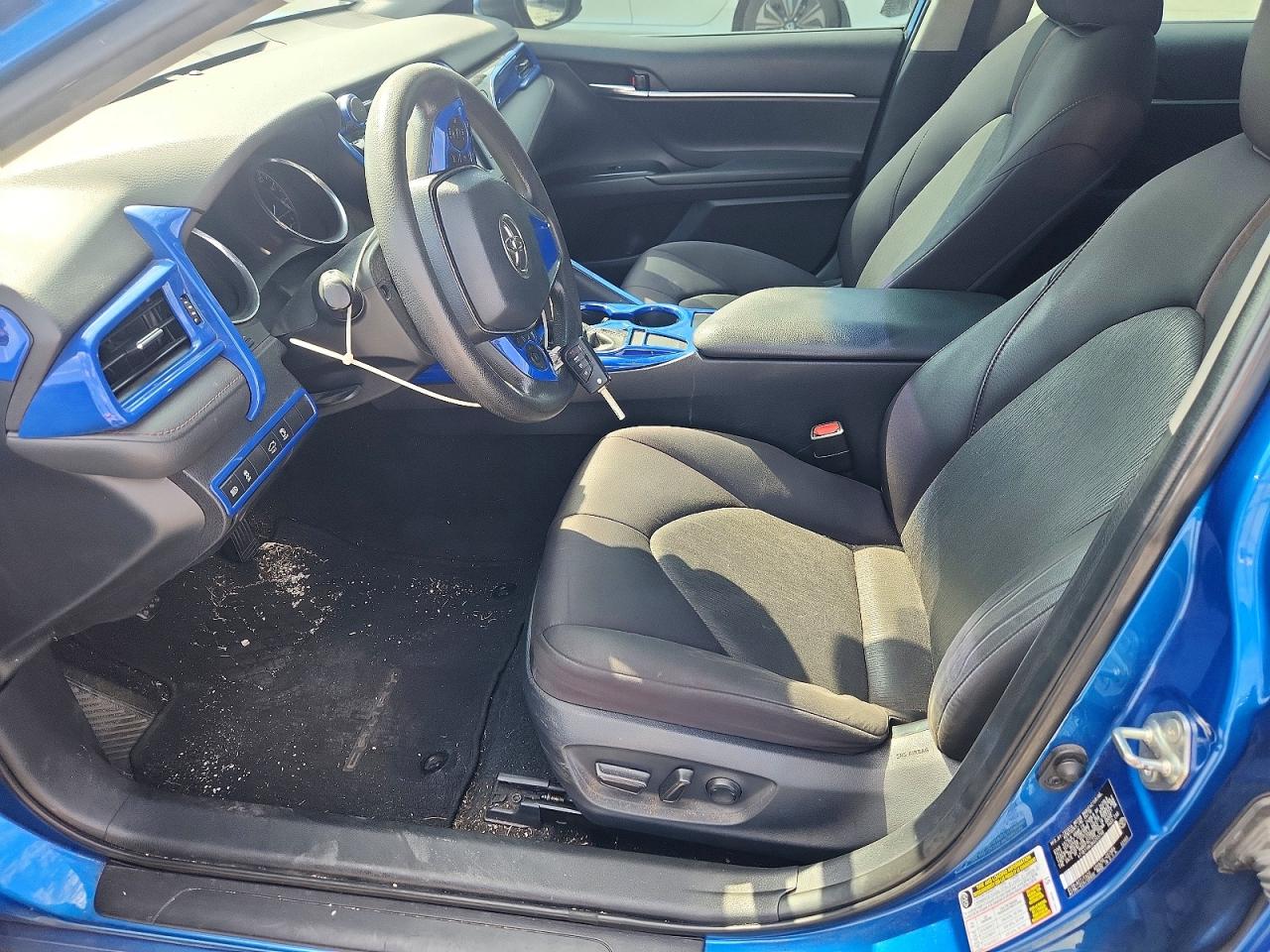 2019 TOYOTA CAMRY LE photo 13