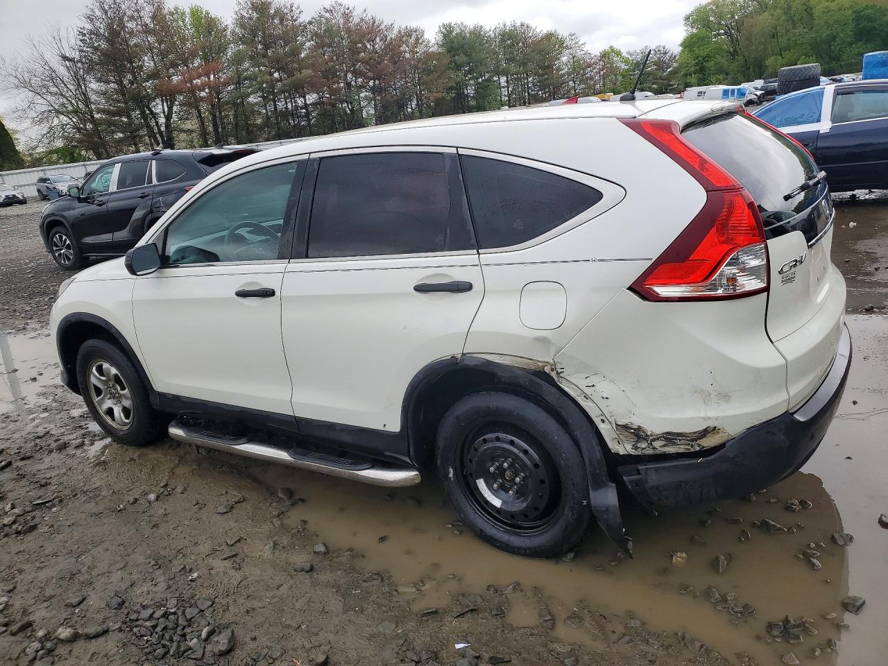 2014 HONDA CR-V LX photo 2