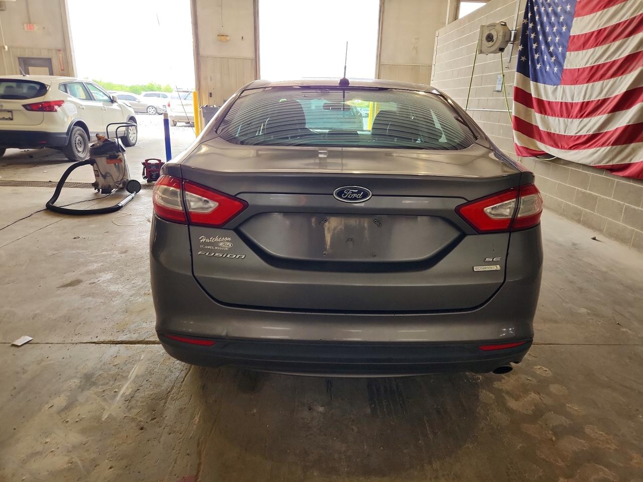 2014 FORD FUSION SE photo 11