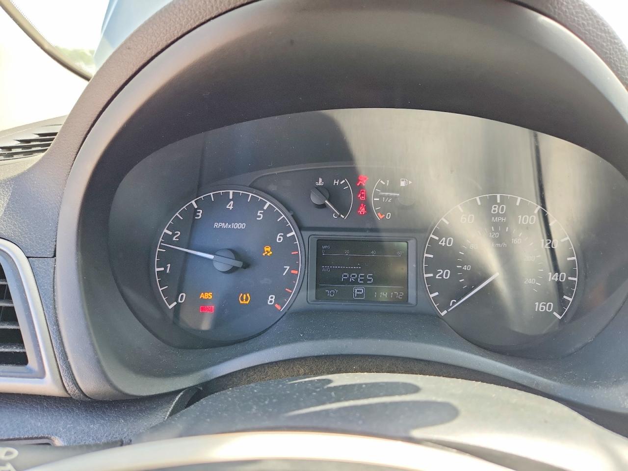 2013 NISSAN SENTRA S photo 25