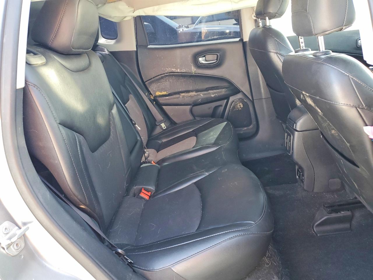 2019 JEEP COMPASS LATITUDE photo 11