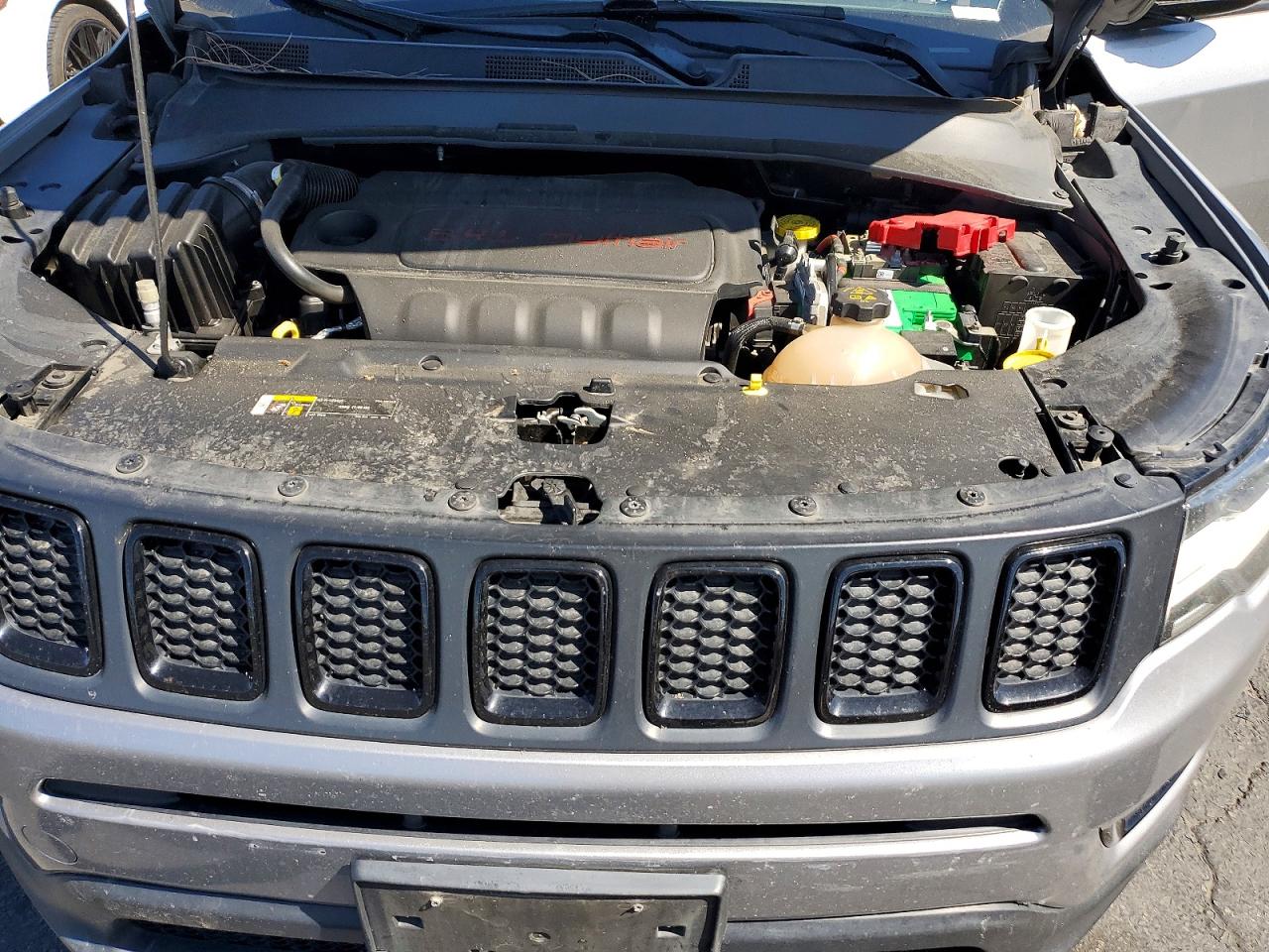 2019 JEEP COMPASS LATITUDE photo 12