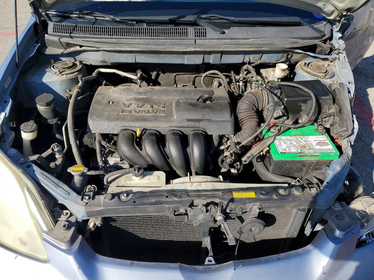2004 TOYOTA COROLLA MATRIX XR photo 21