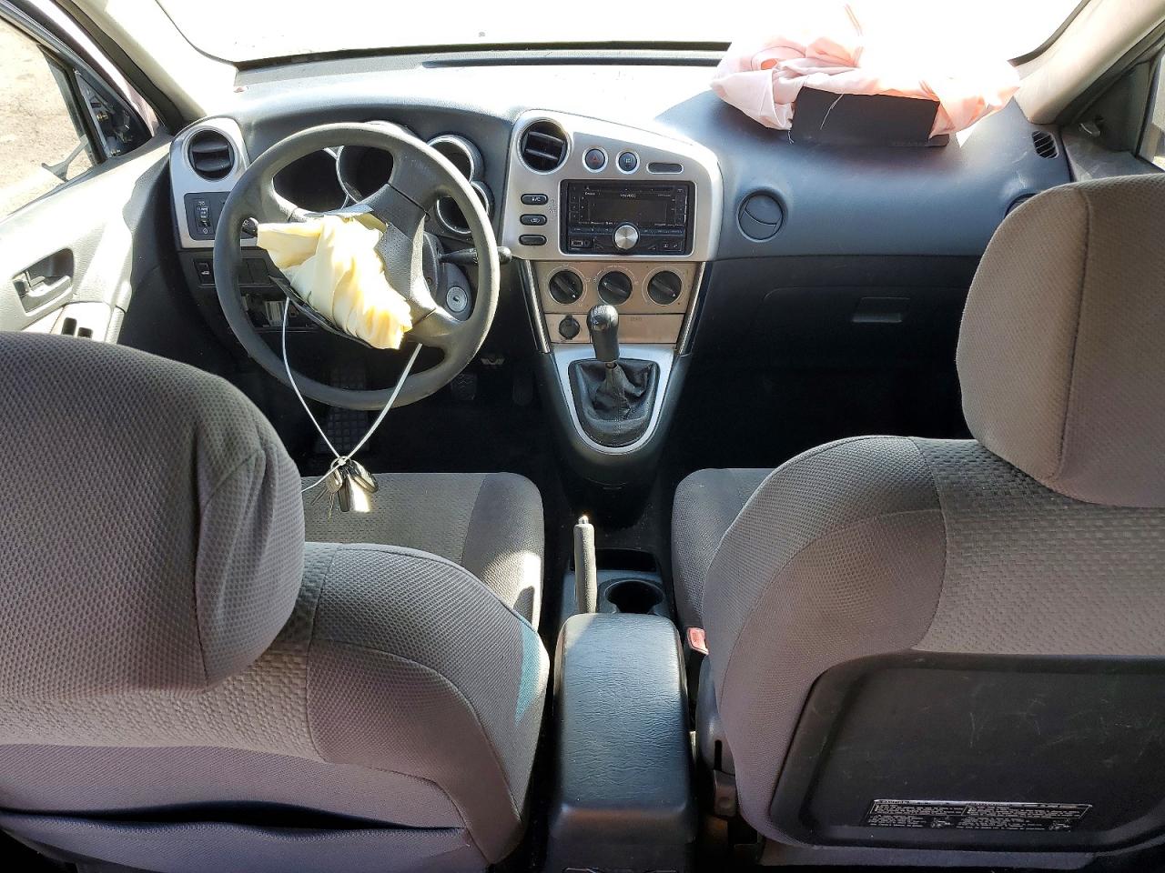 2004 TOYOTA COROLLA MATRIX XR photo 15