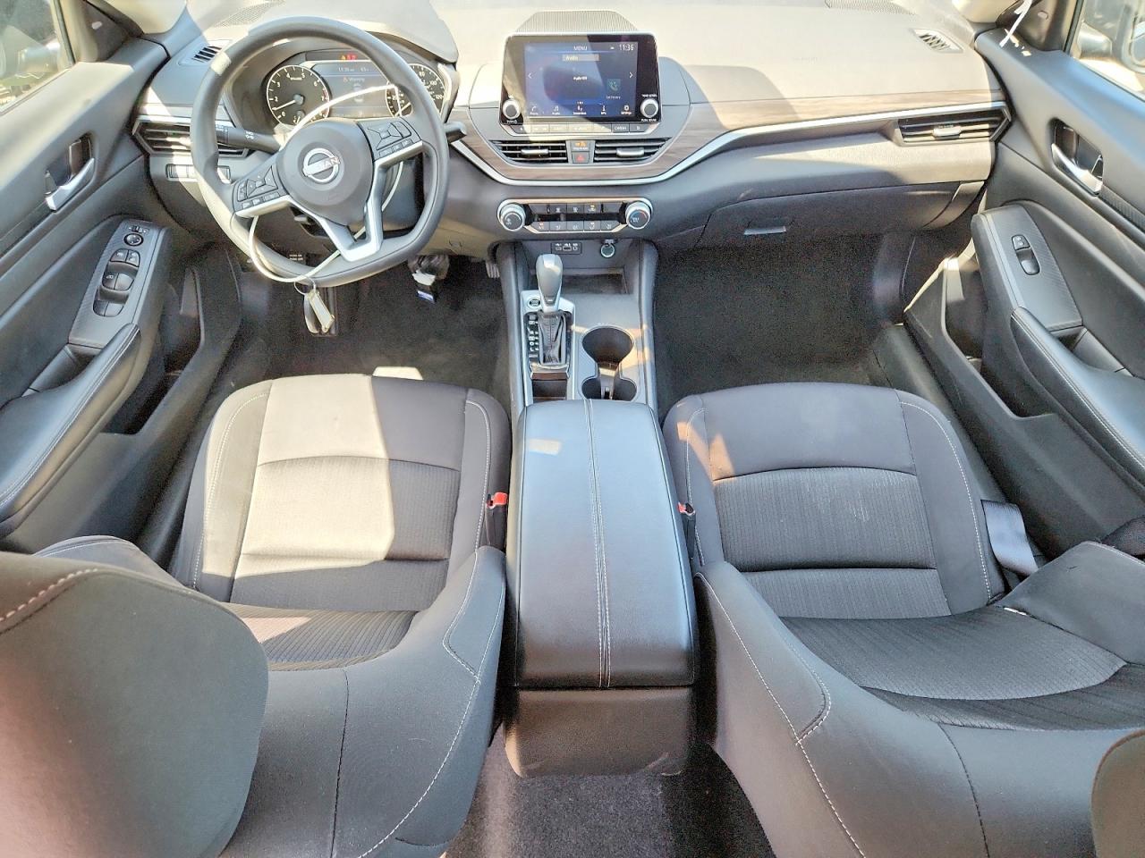 2025 NISSAN ALTIMA SV photo 15