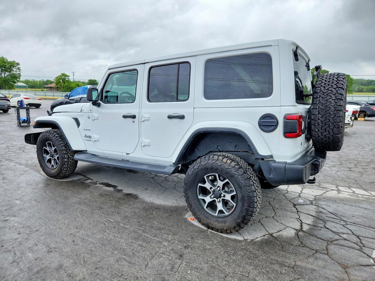 2019 JEEP WRANGLER UNLIMITED SAHARA photo 4