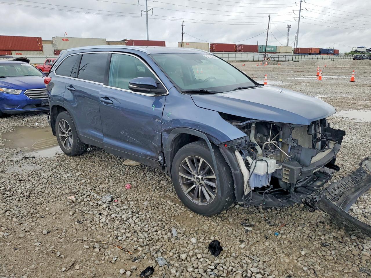 2019 TOYOTA HIGHLANDER photo 7