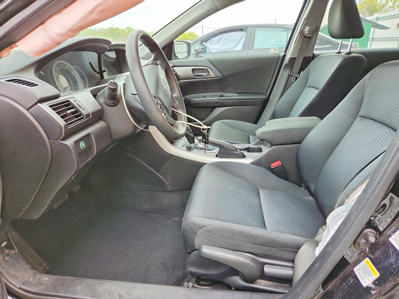 2014 HONDA ACCORD LX photo 19