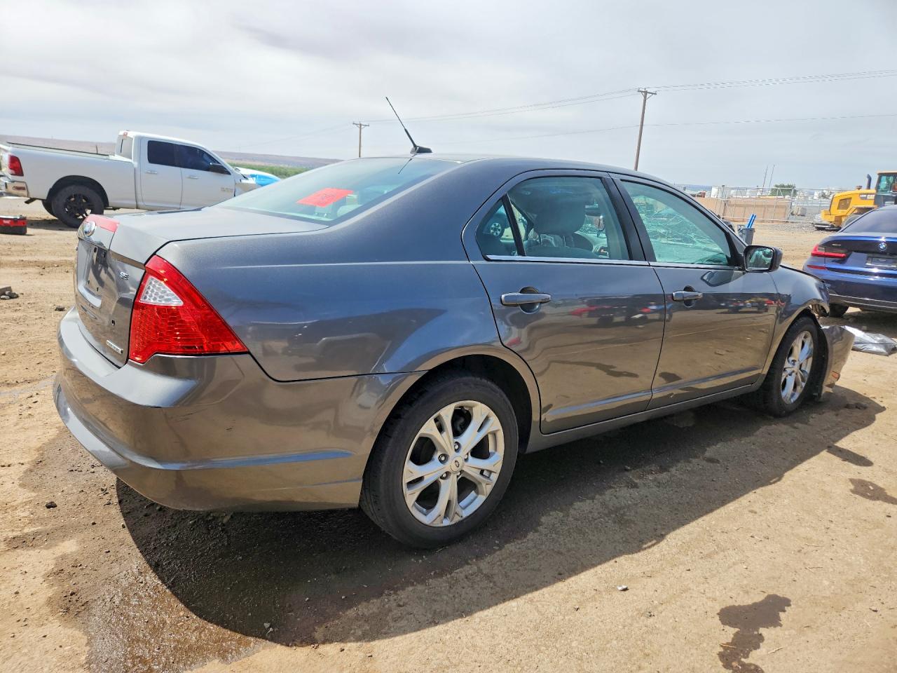 2012 FORD FUSION SE photo 5