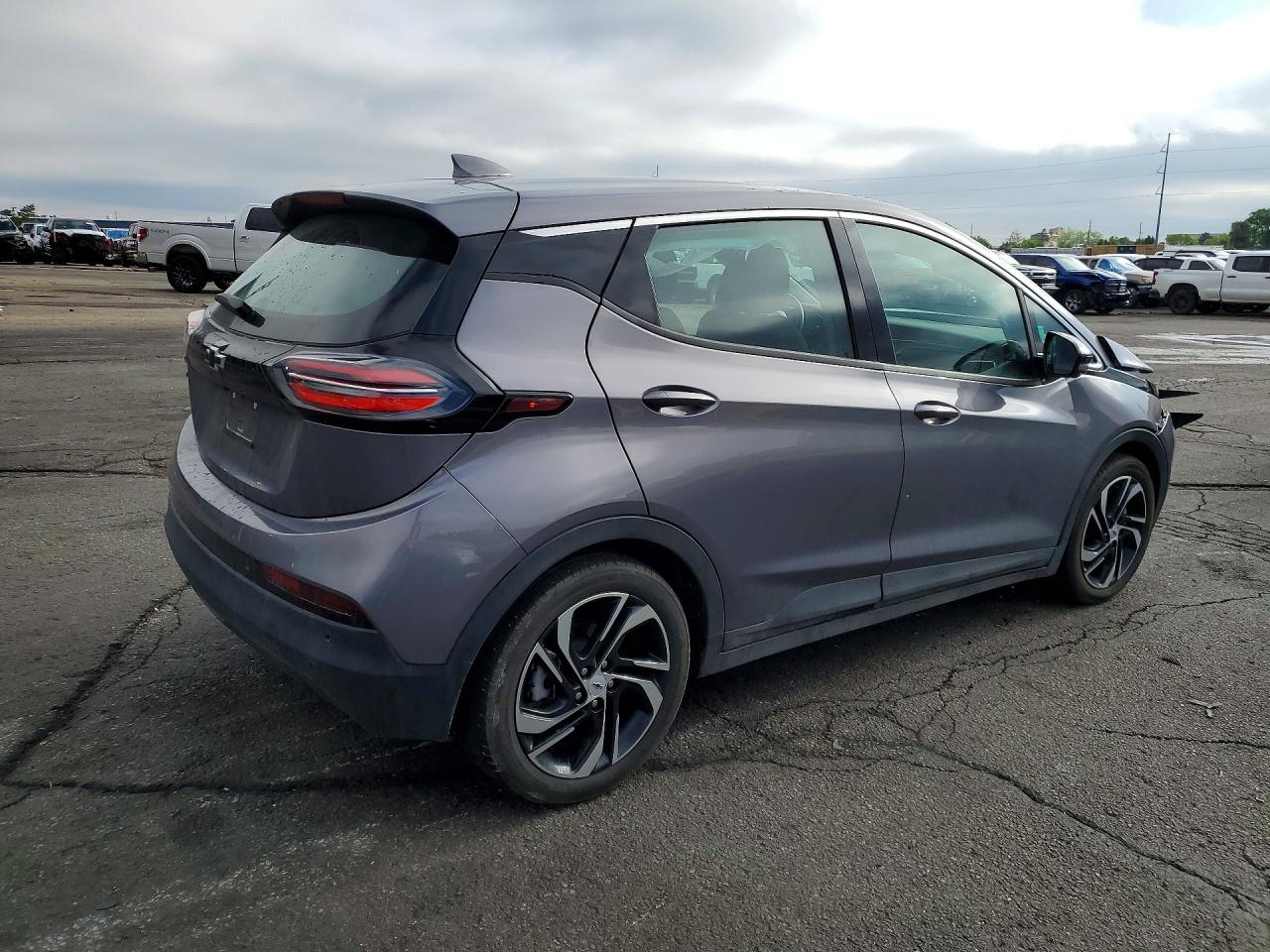 2023 CHEVROLET BOLT EV 2LT photo 3