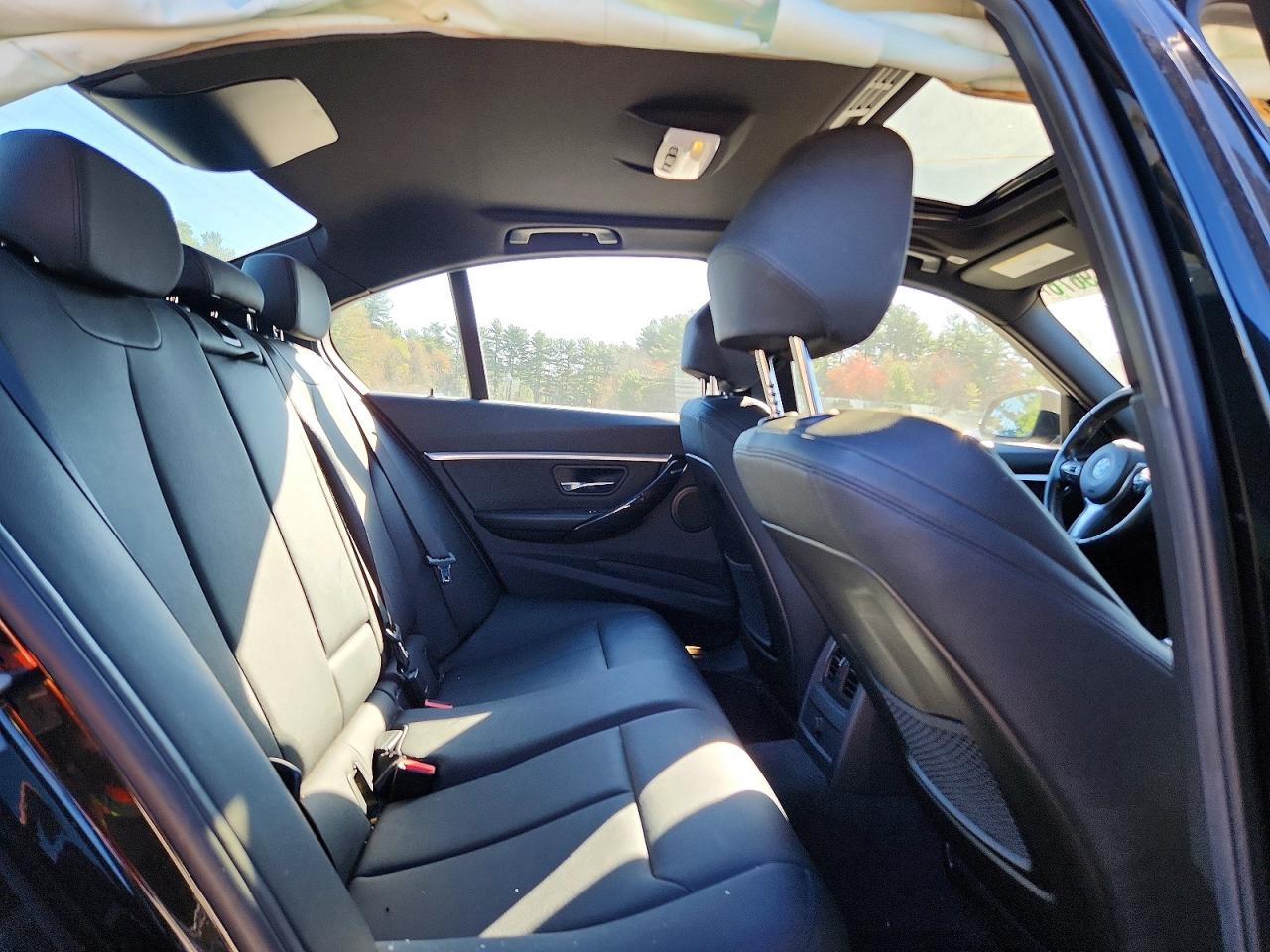 2017 BMW 330 XI photo 10