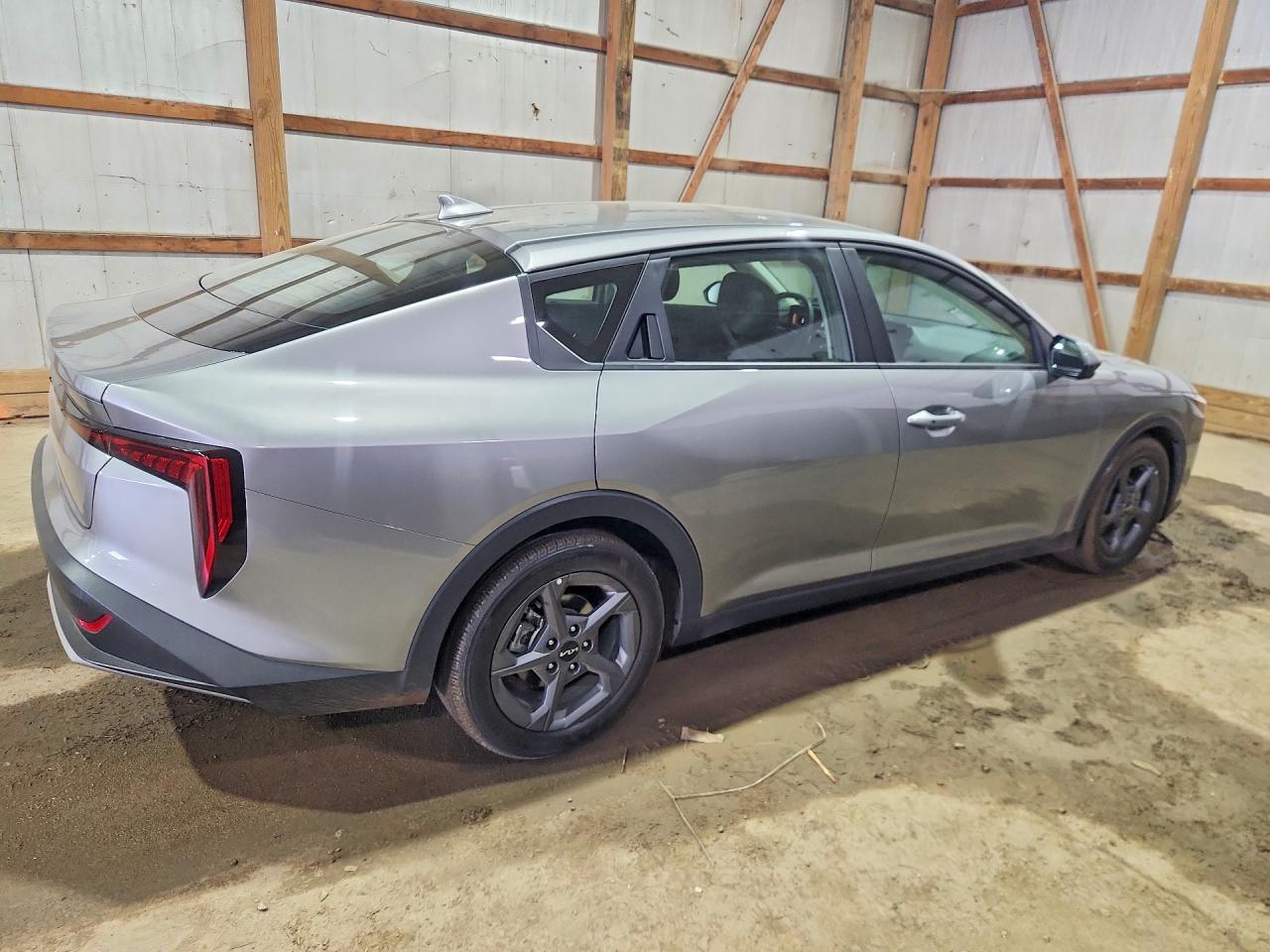 2025 KIA K4 LXS photo 5