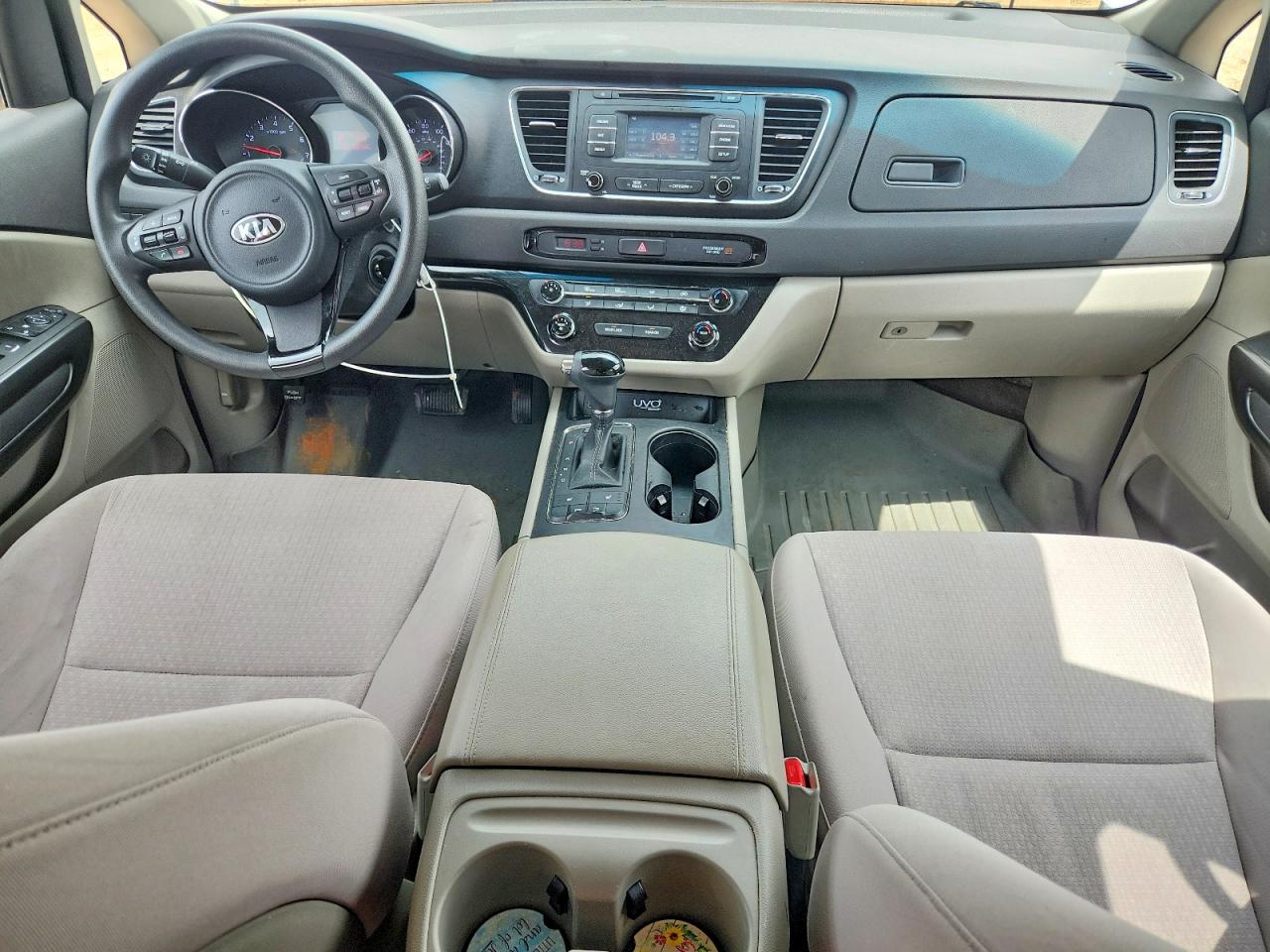2016 KIA SEDONA LX photo 8