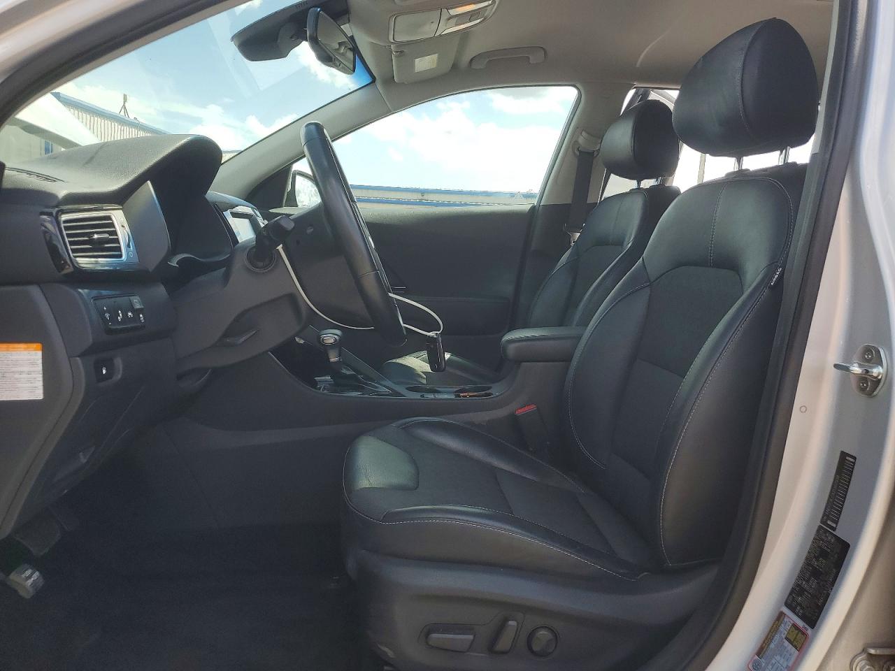 2018 KIA NIRO EX photo 13