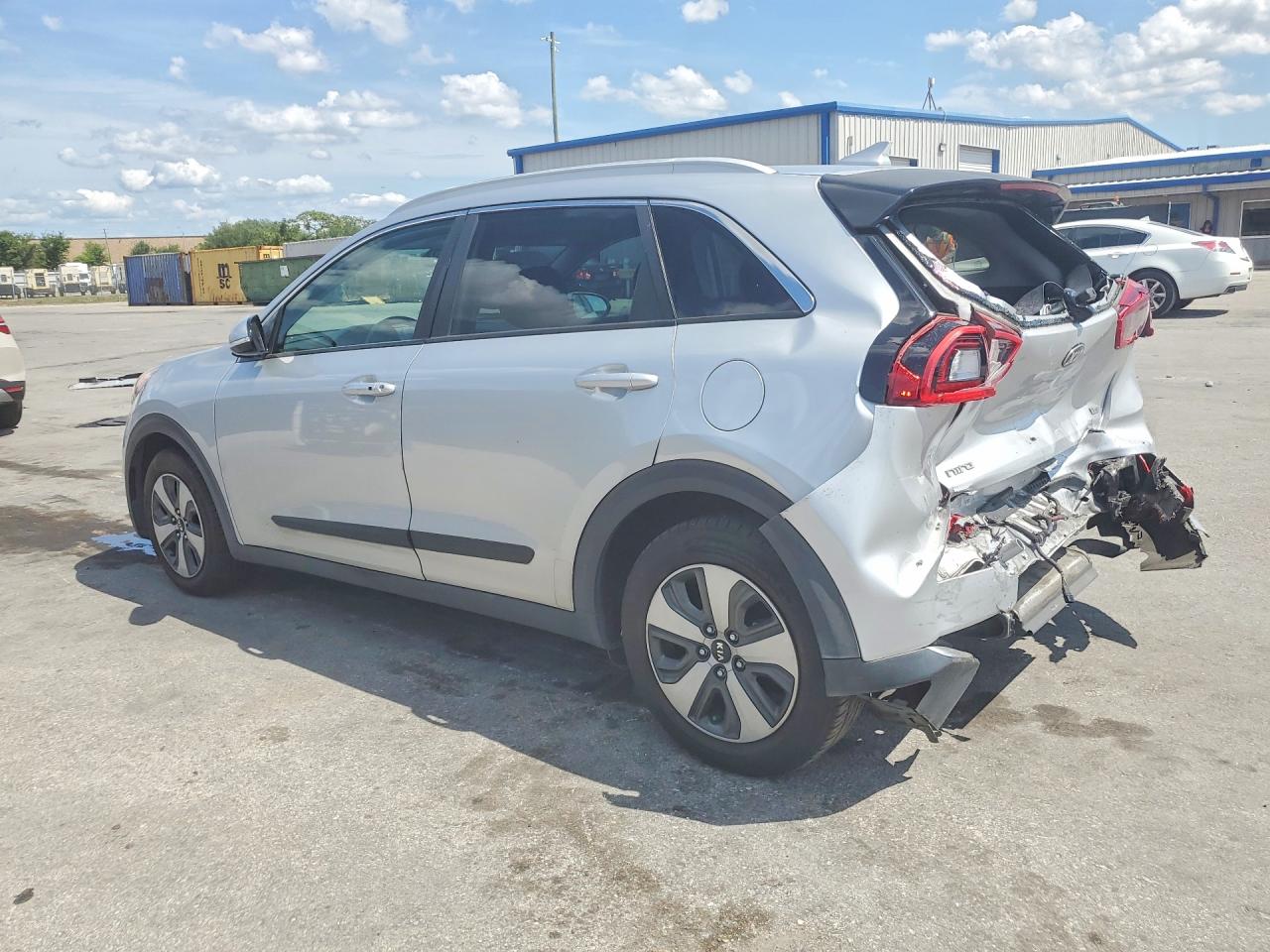 2018 KIA NIRO EX photo 3