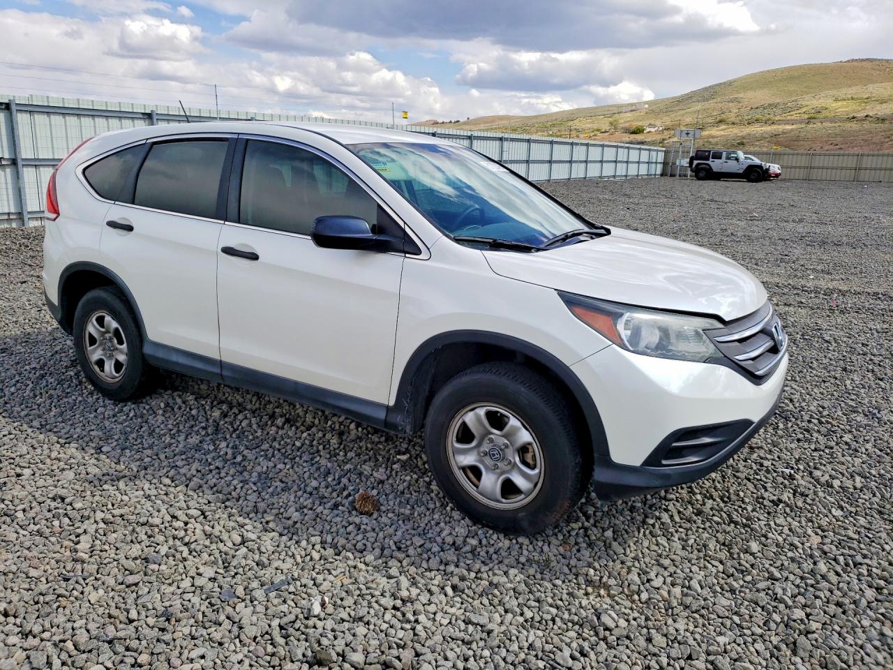 2013 HONDA CR-V LX photo 10