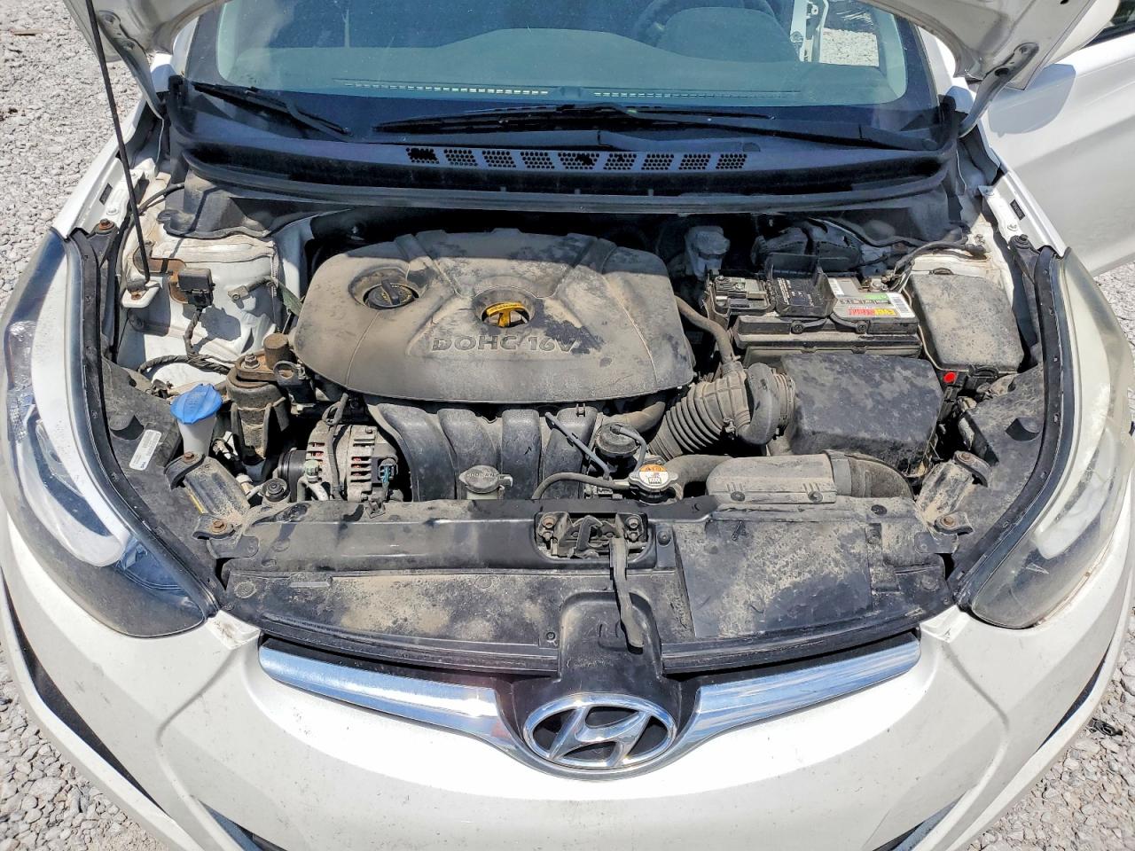 2016 HYUNDAI ELANTRA SE photo 11