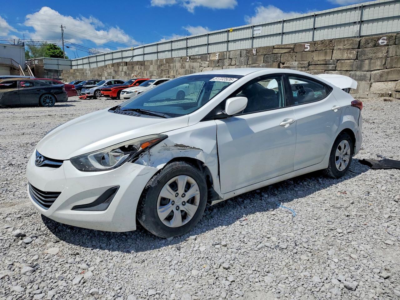 2016 HYUNDAI ELANTRA