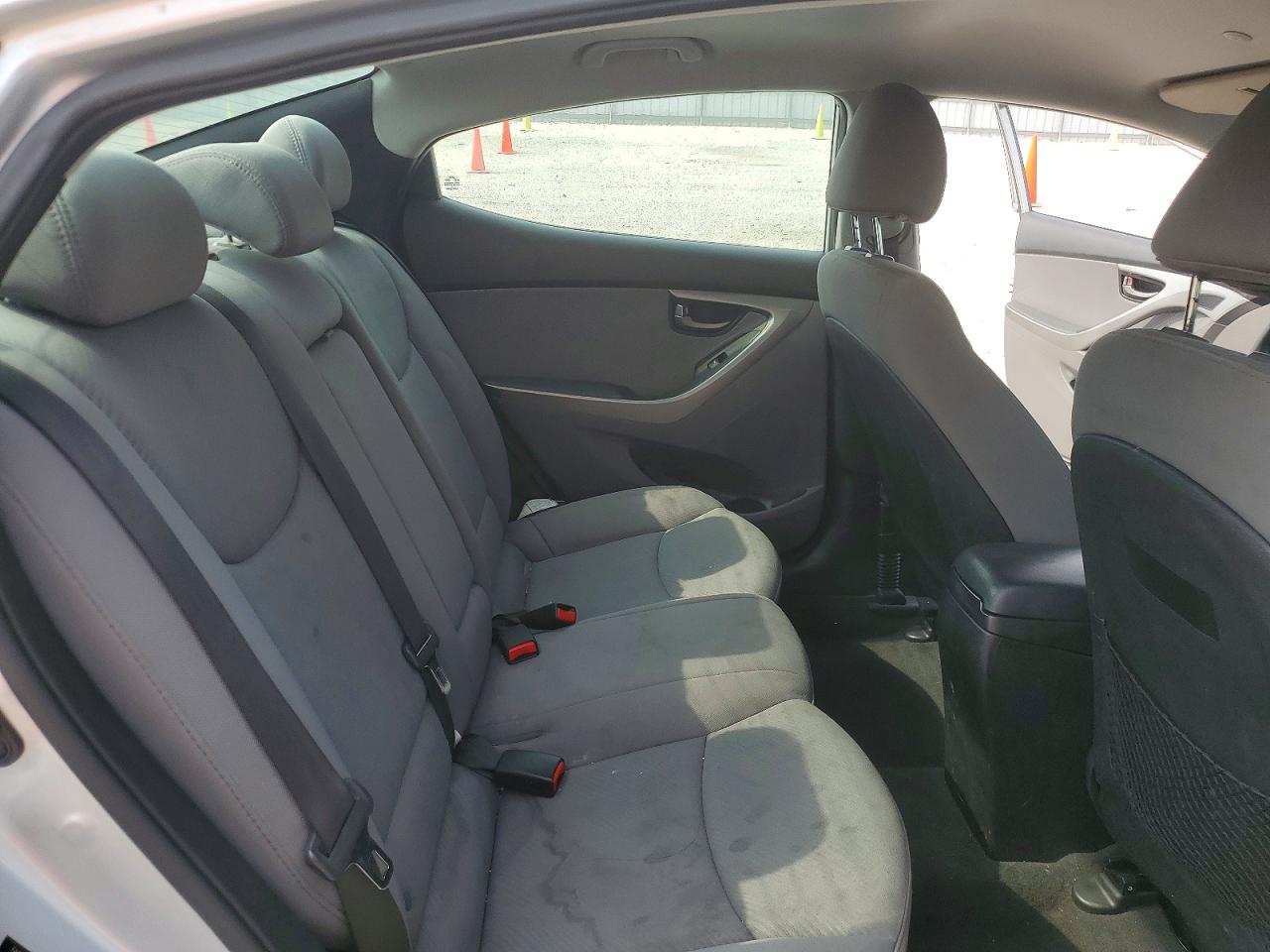 2013 HYUNDAI ELANTRA GLS photo 19