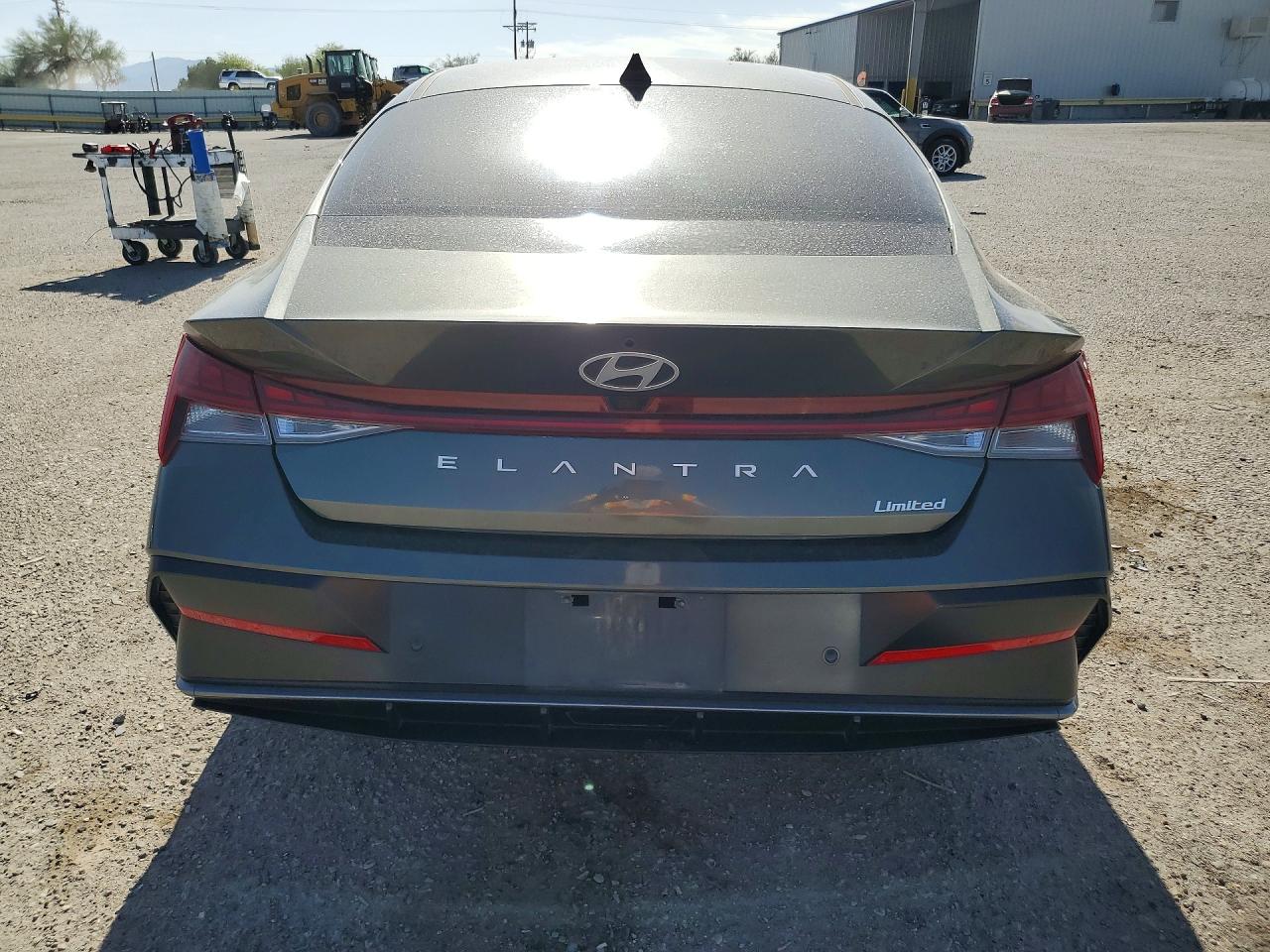 2024 HYUNDAI ELANTRA LIMITED photo 6