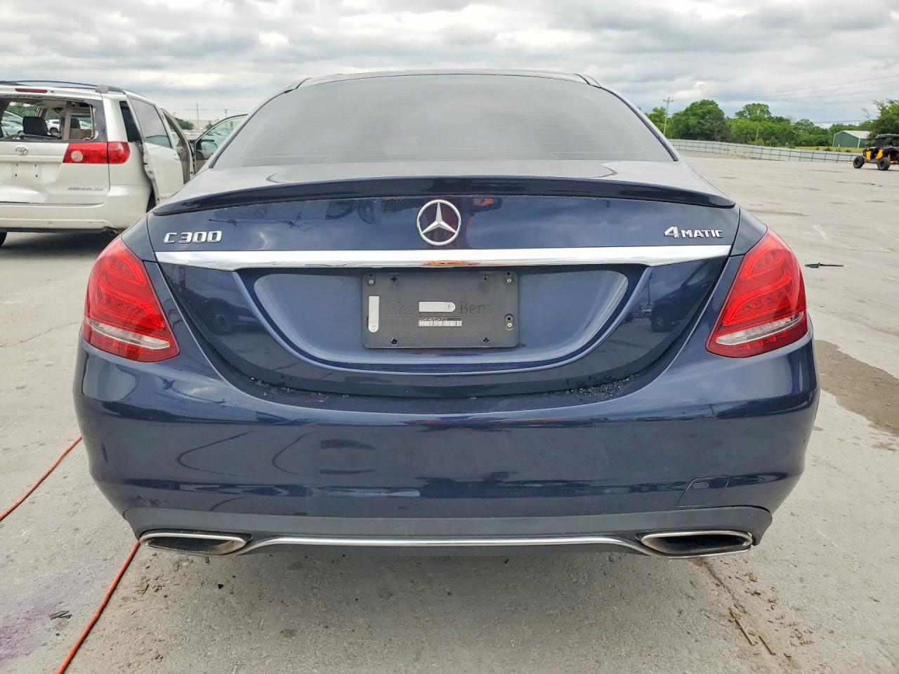 2015 MERCEDES-BENZ C 300 4MATIC photo 16