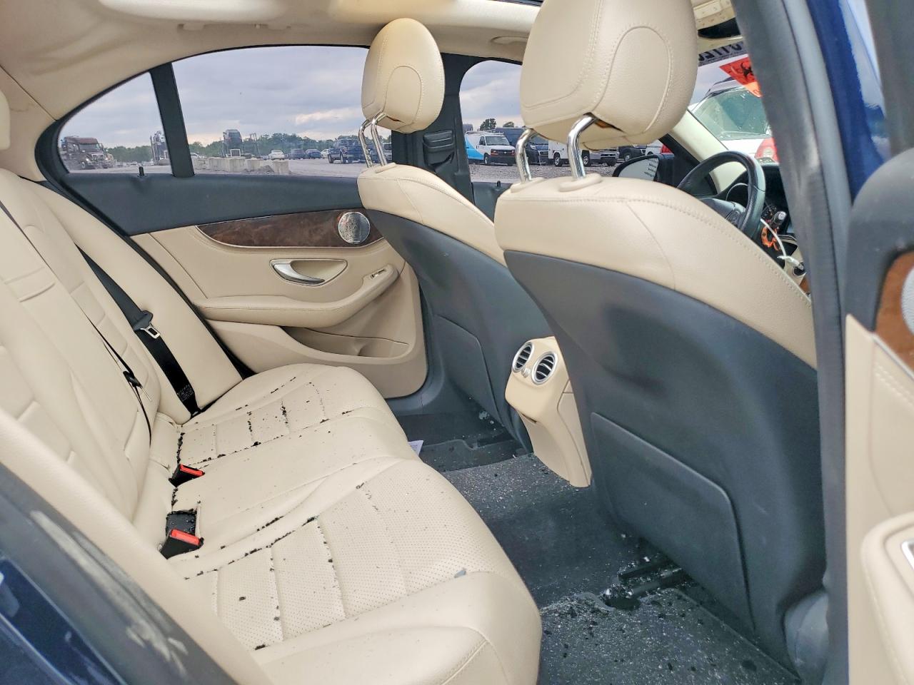 2015 MERCEDES-BENZ C 300 4MATIC photo 28