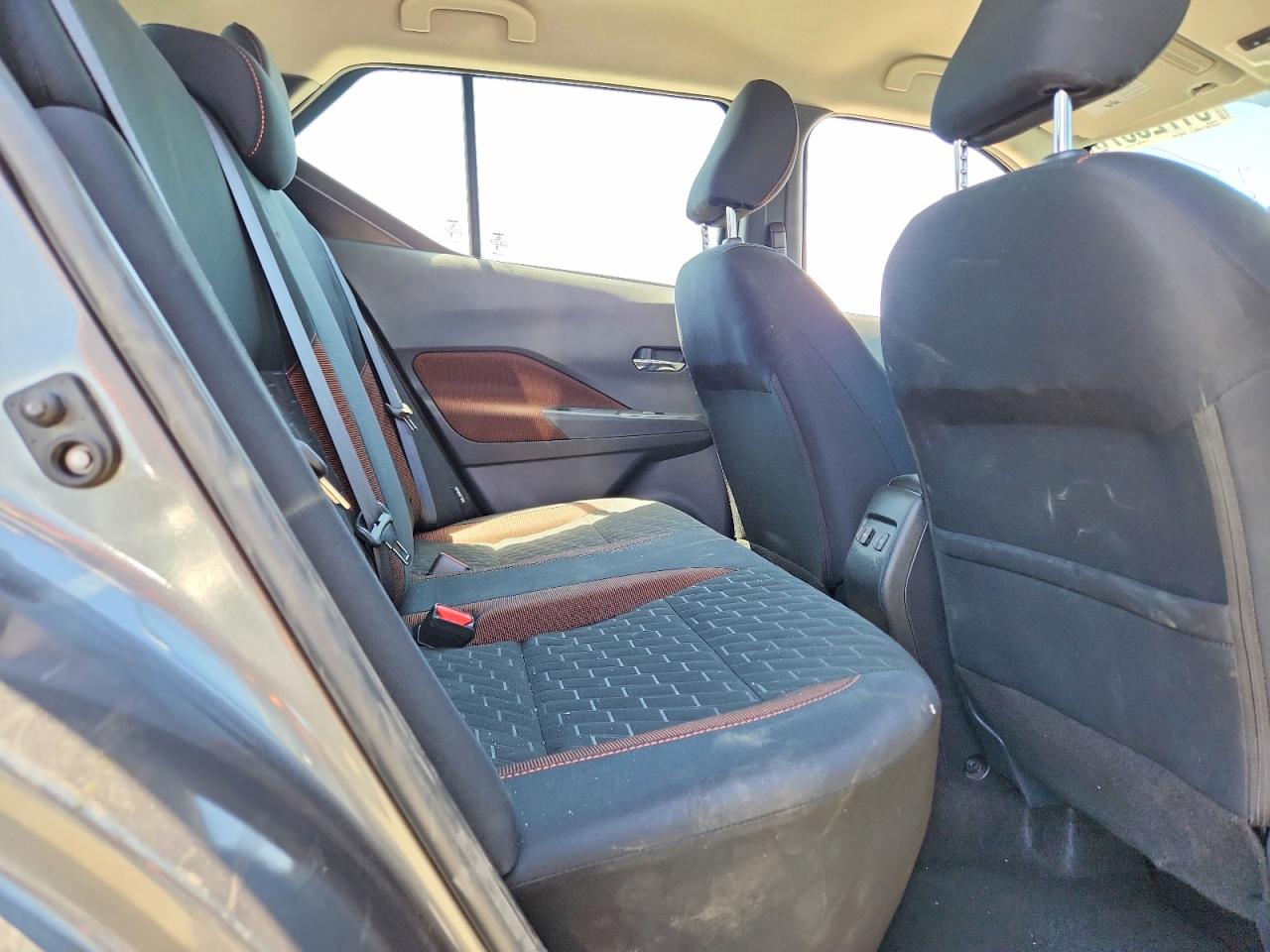 2023 NISSAN KICKS SR photo 21