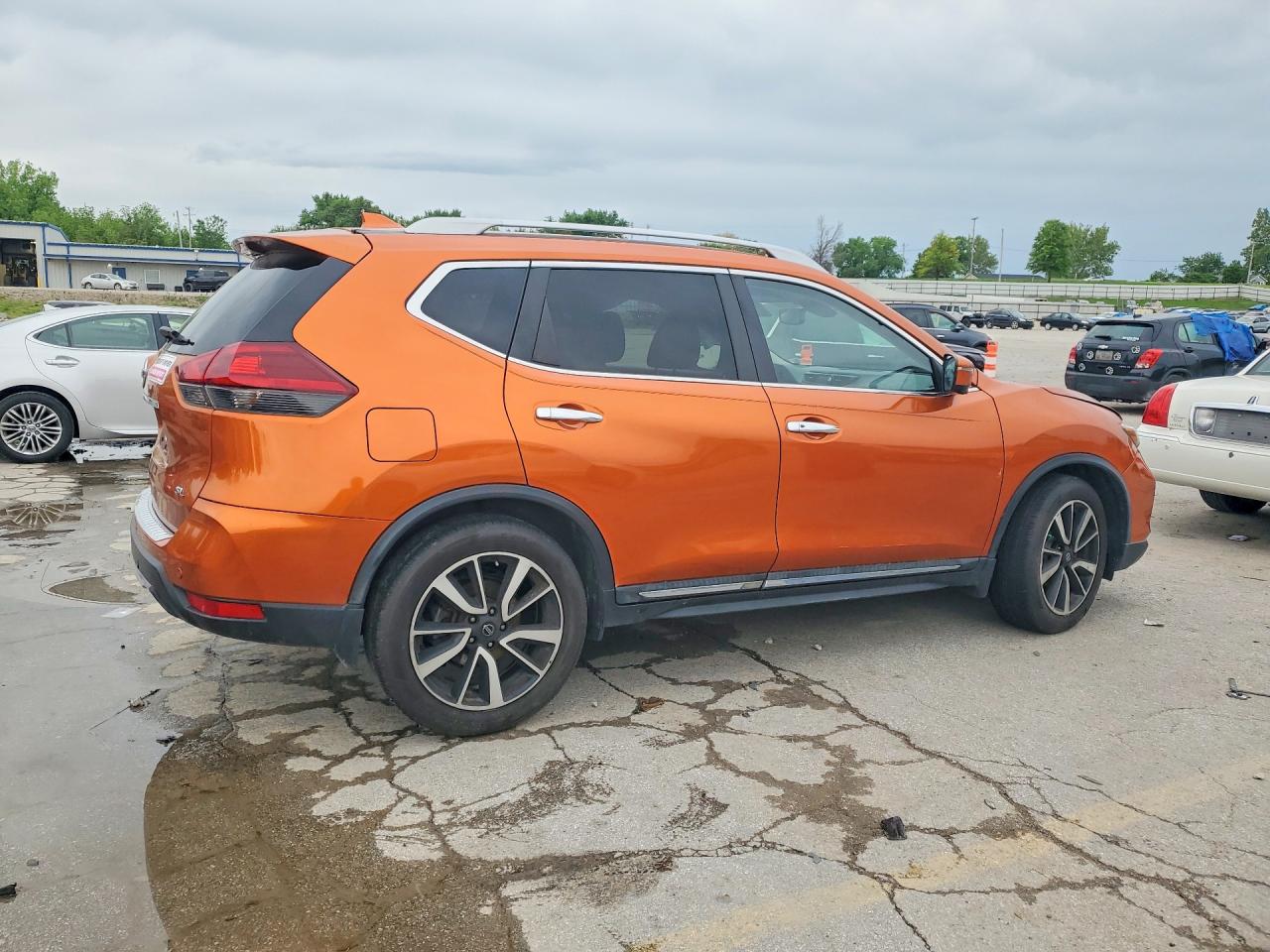 2019 NISSAN ROGUE SL photo 3