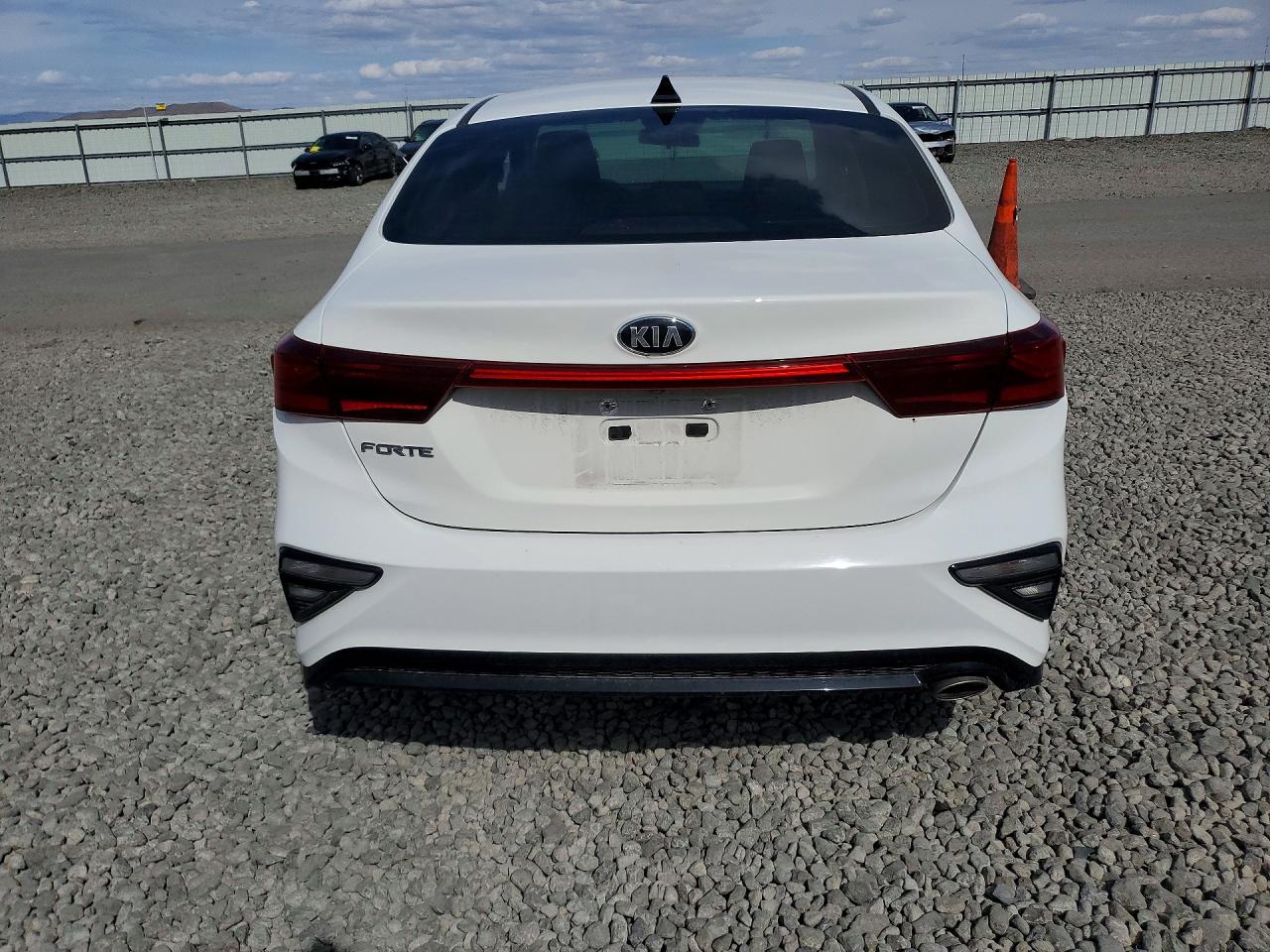 2020 KIA FORTE LXS photo 6