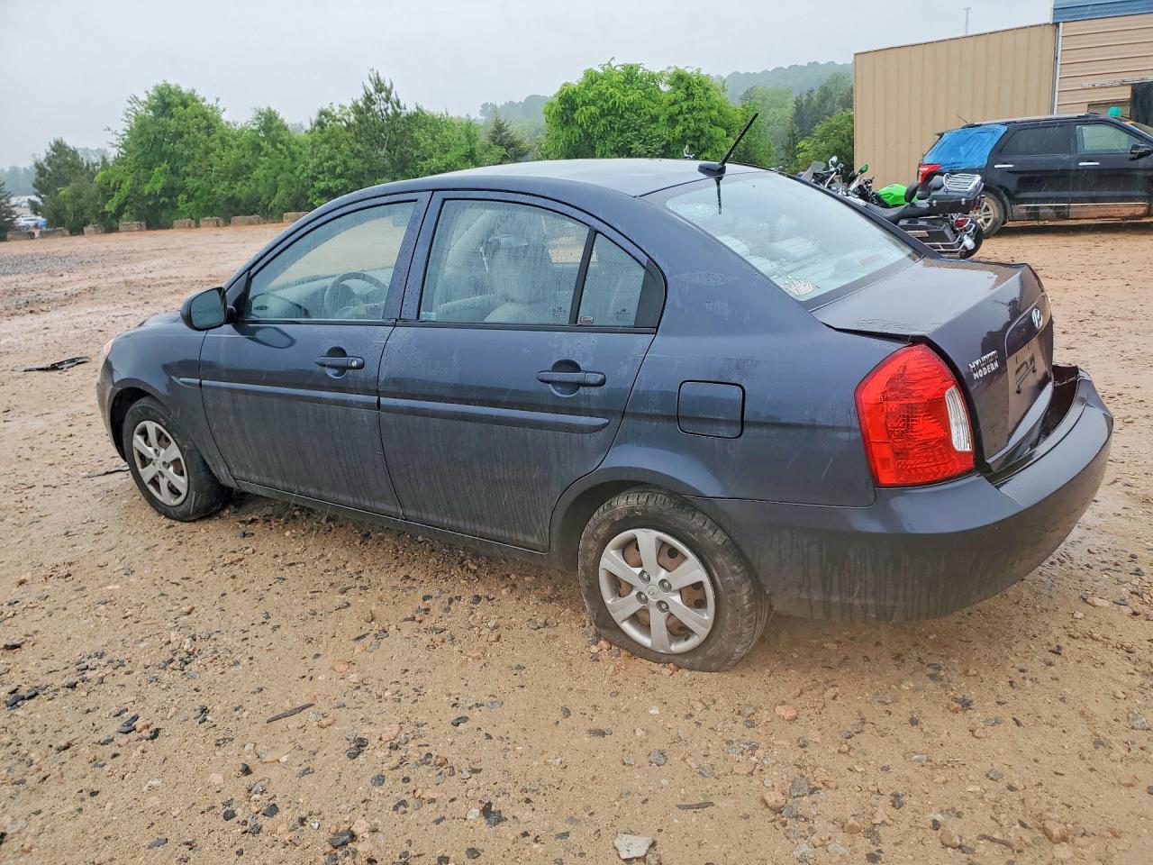 2011 HYUNDAI ACCENT GLS photo 3