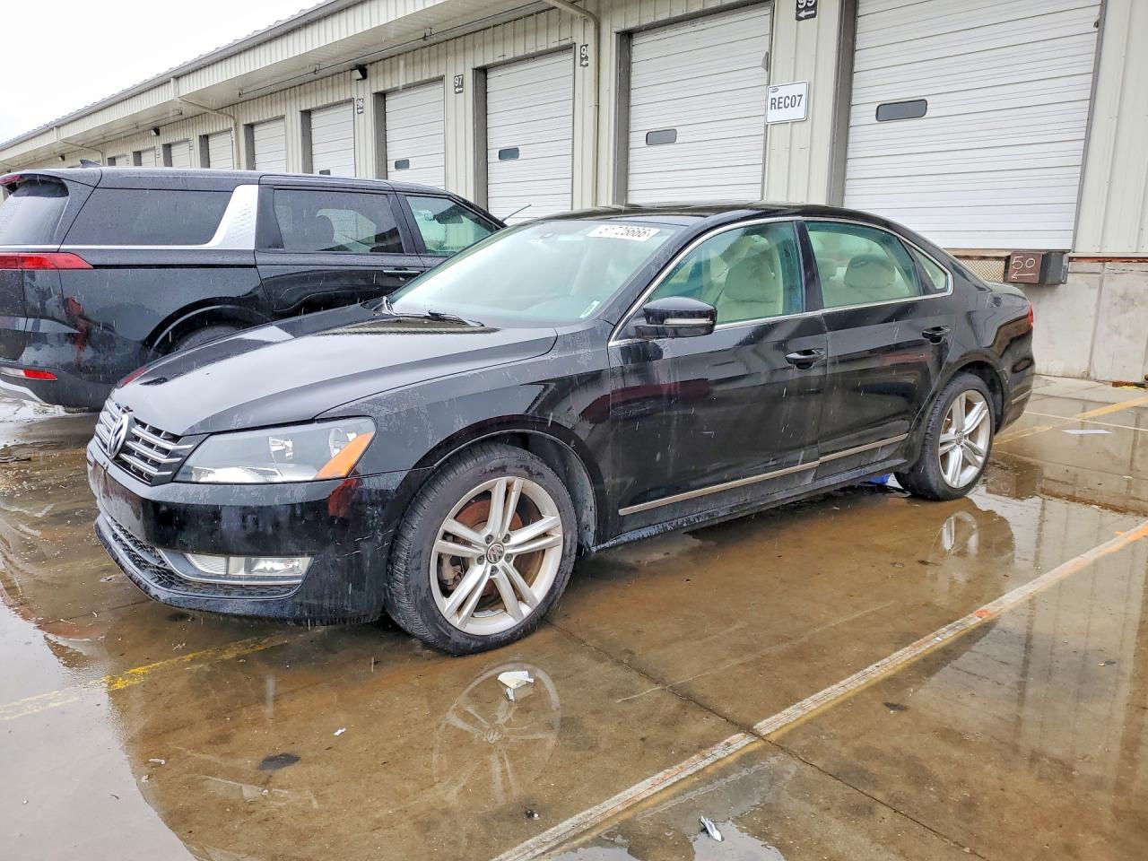 2014 VOLKSWAGEN PASSAT