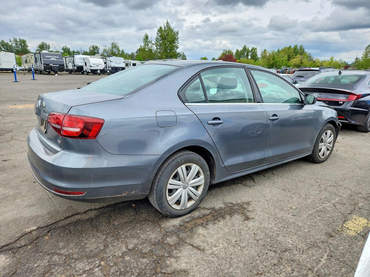 2017 VOLKSWAGEN JETTA S photo 3