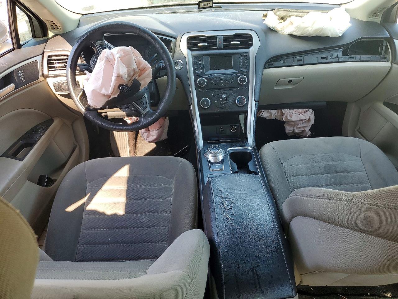 2017 FORD FUSION SE photo 15