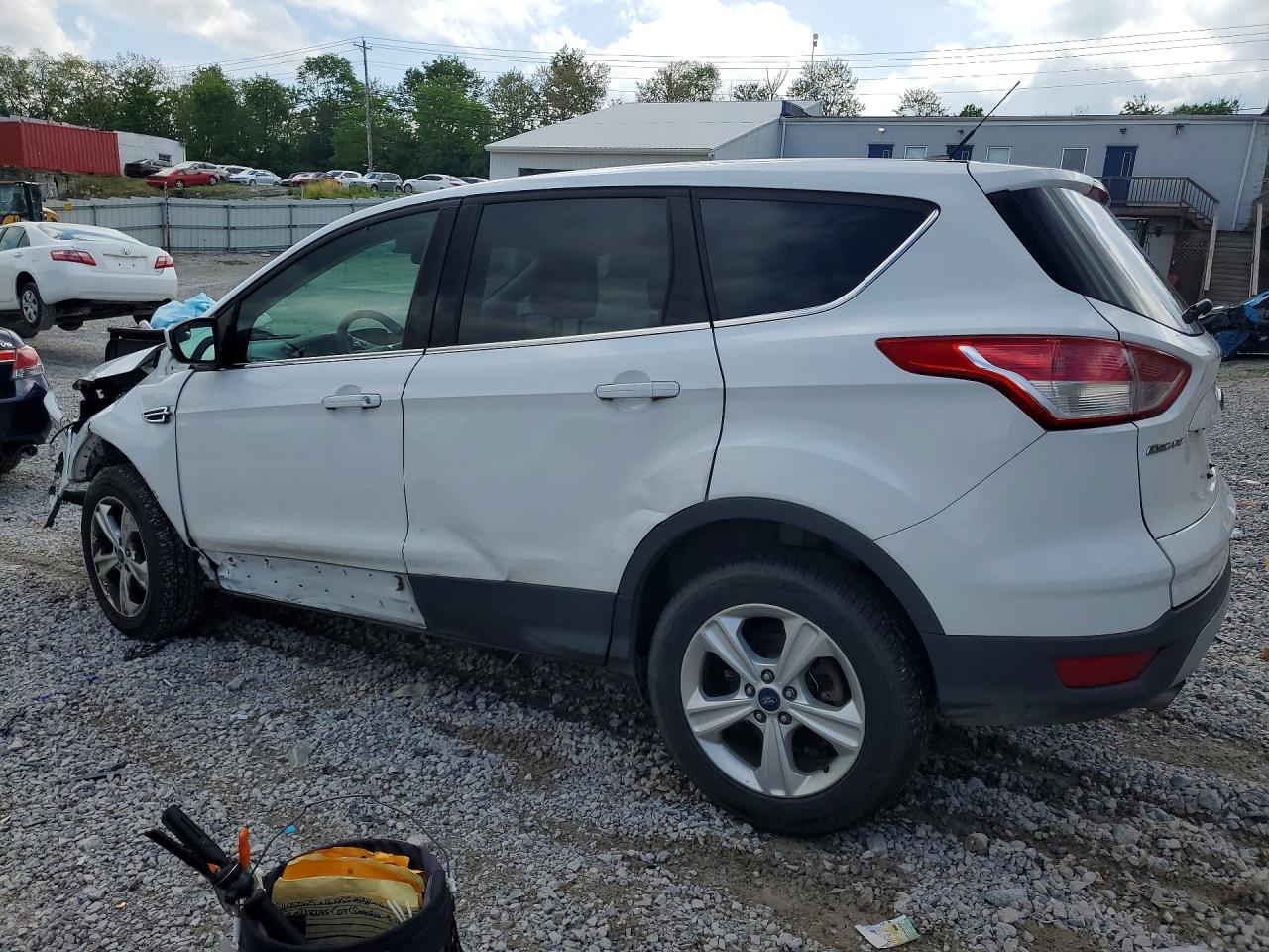 2016 FORD ESCAPE SE photo 3