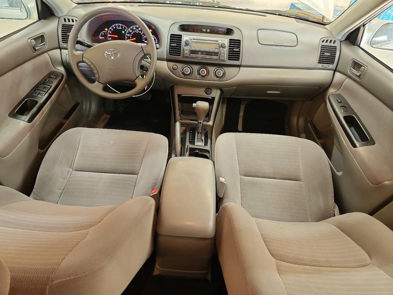 2005 TOYOTA CAMRY LE photo 15