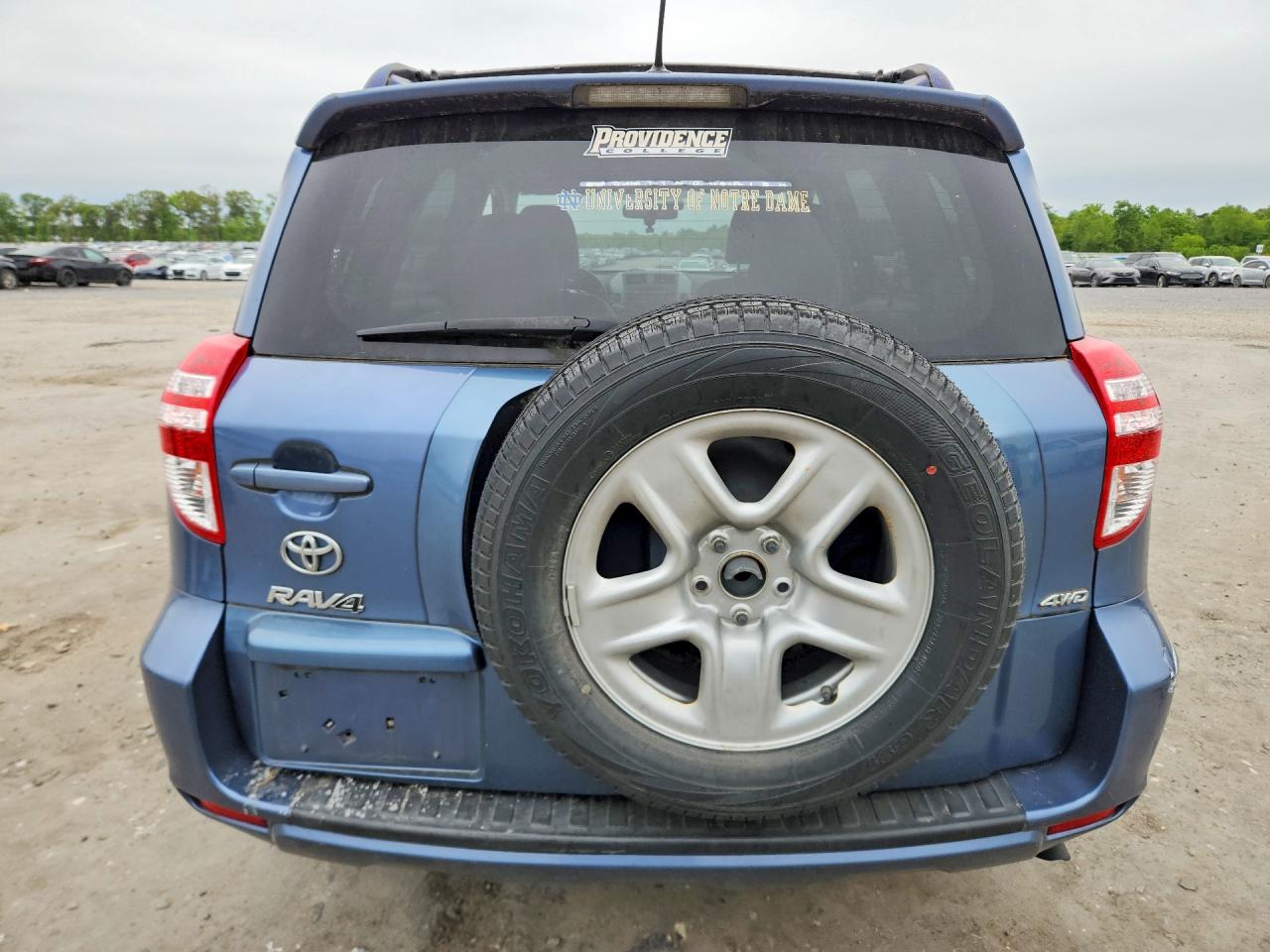 2012 TOYOTA RAV4 BASE photo 11