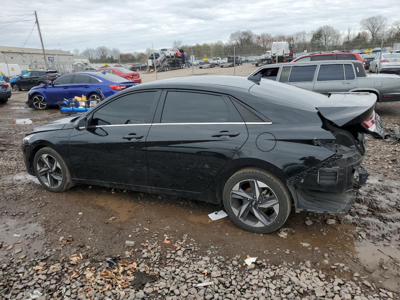 2023 HYUNDAI ELANTRA LIMITED photo 3