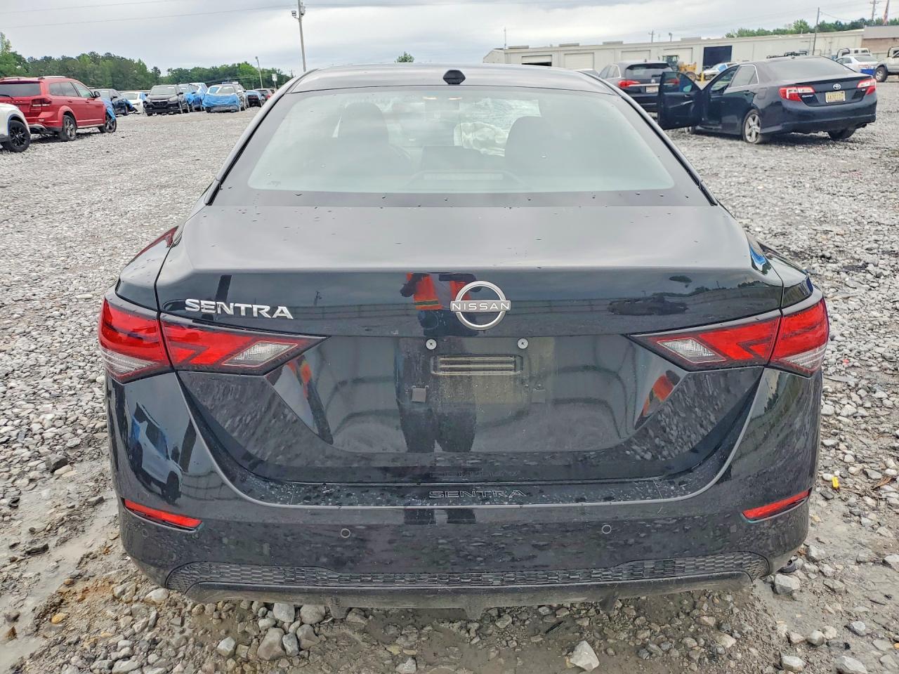2025 NISSAN SENTRA SV photo 11
