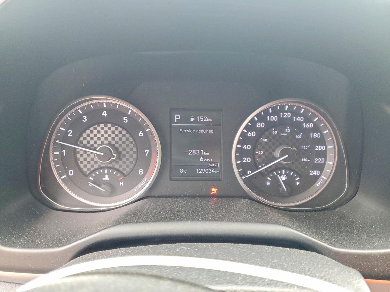 2019 HYUNDAI ELANTRA SE photo 25