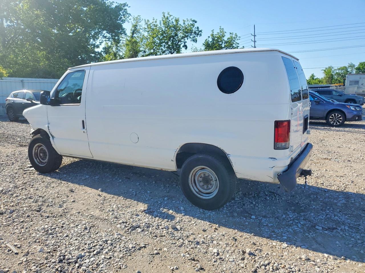 2011 FORD ECONOLINE E250 VAN photo 2