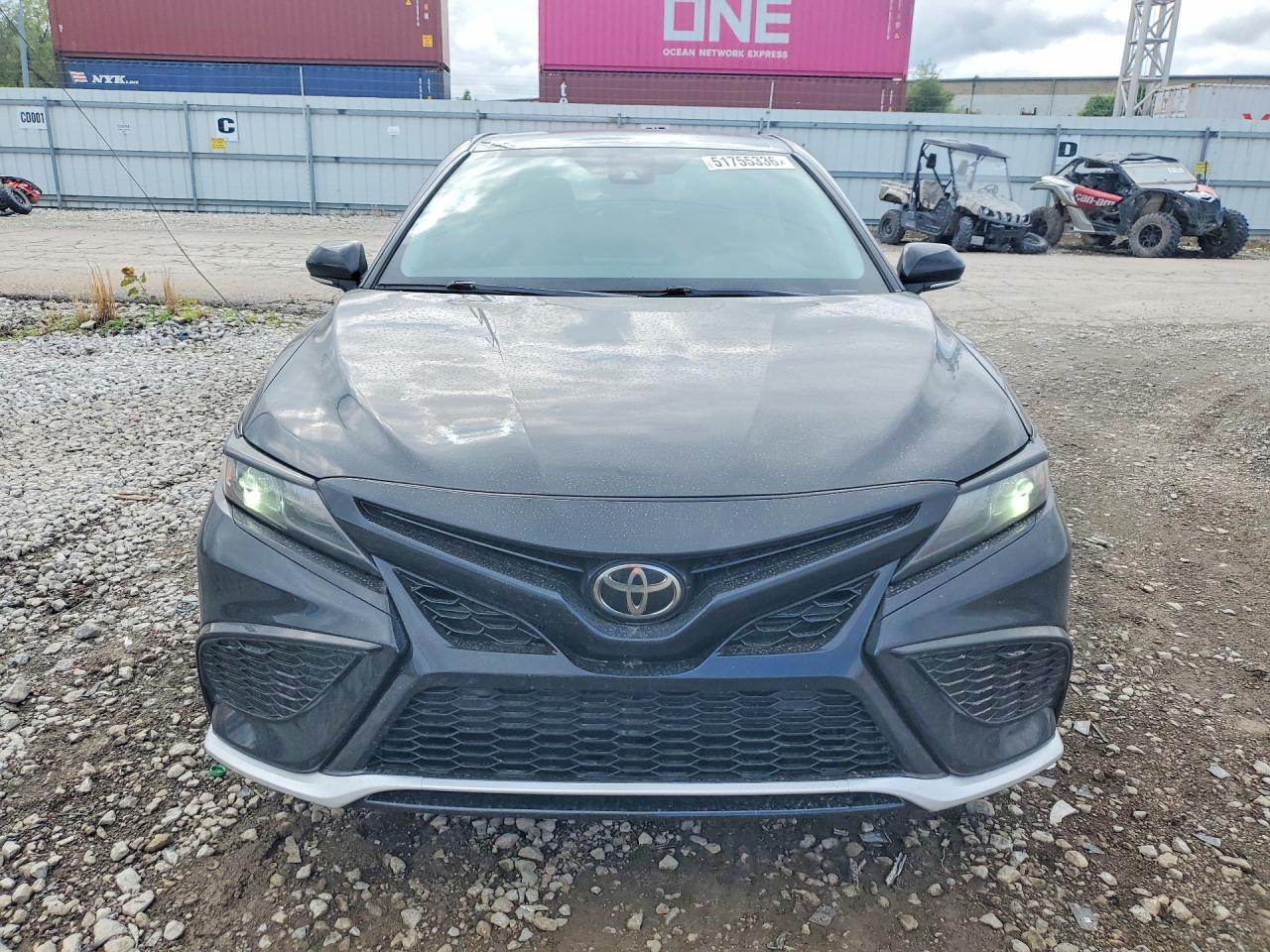 2022 TOYOTA CAMRY SE photo 9