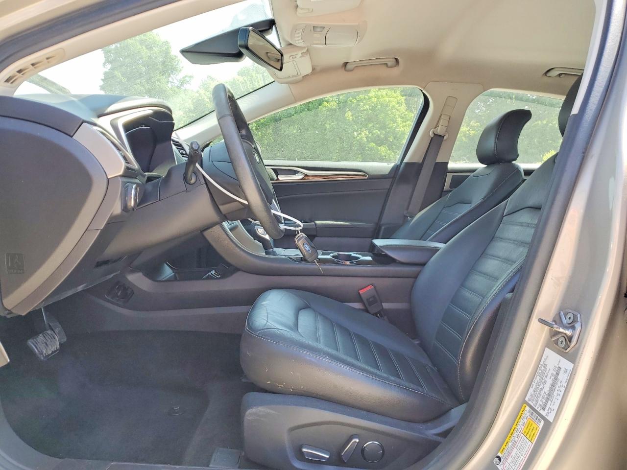 2016 FORD FUSION SE photo 7