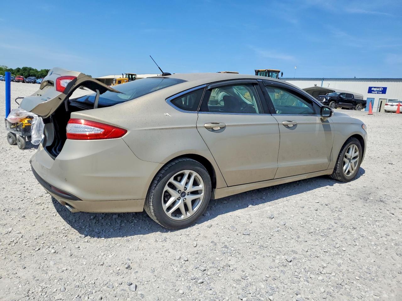2016 FORD FUSION SE photo 3