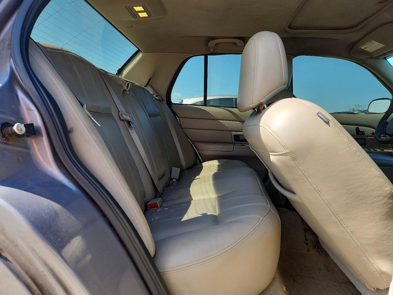 2006 FORD CROWN VICTORIA LX photo 19