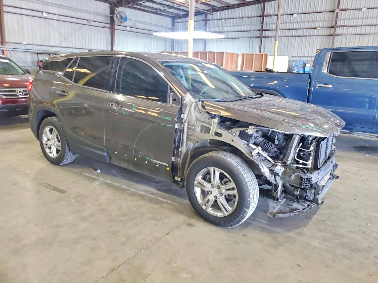 2019 GMC TERRAIN photo 10