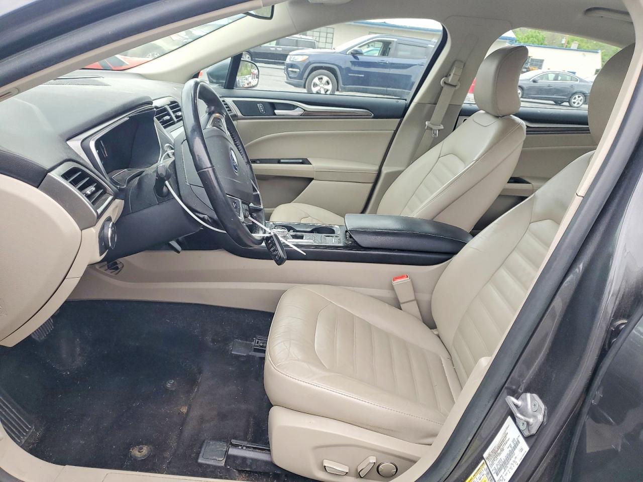 2018 FORD FUSION SE photo 19