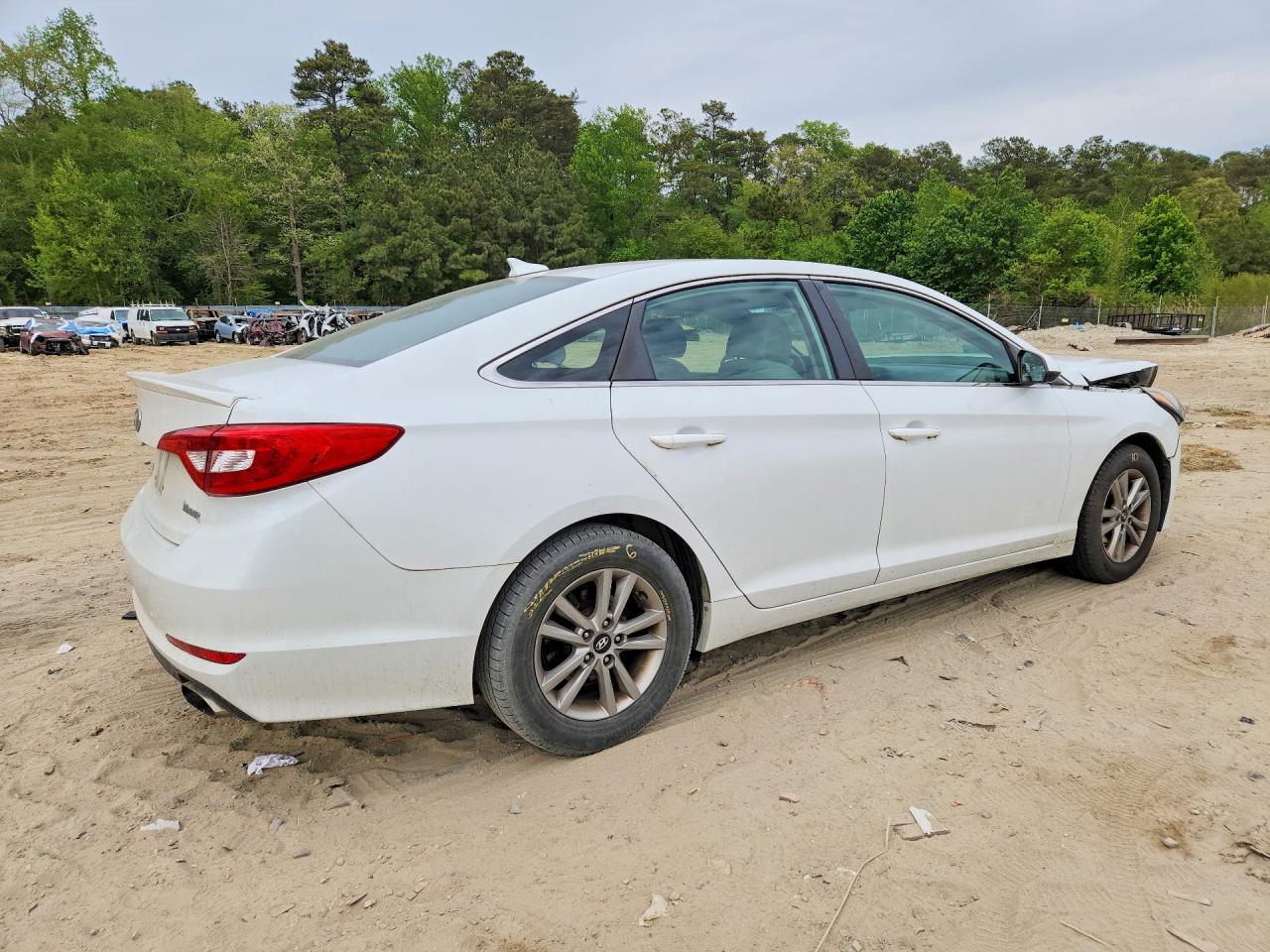2016 HYUNDAI SONATA SE photo 5