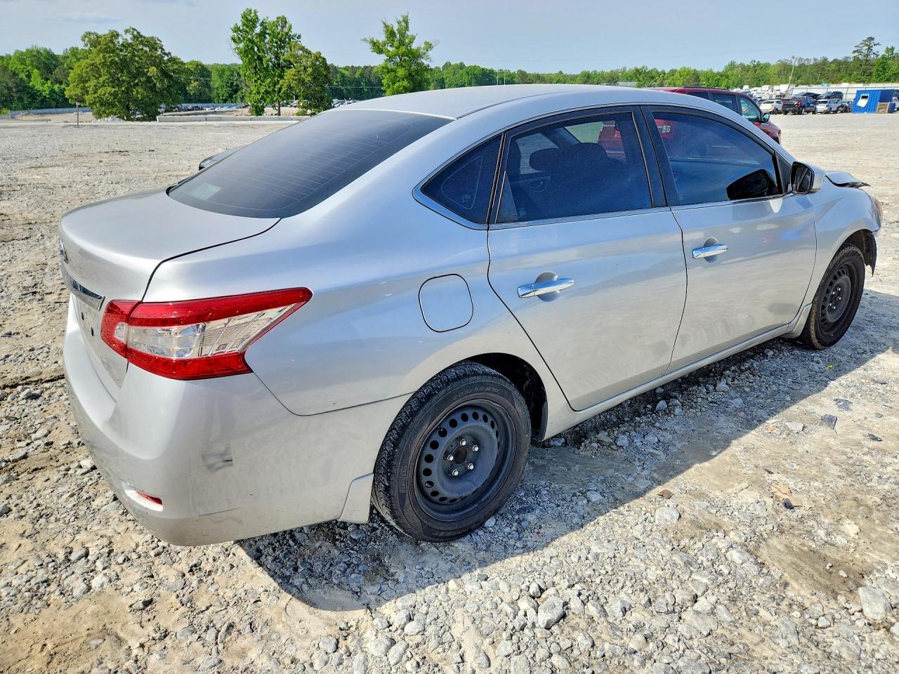 2015 NISSAN SENTRA S photo 5